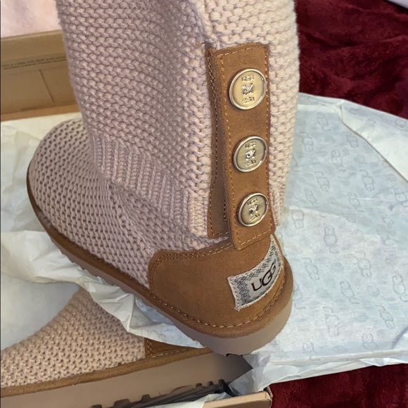 BRAND NEW UGG CARDY - Picture 3 of 4